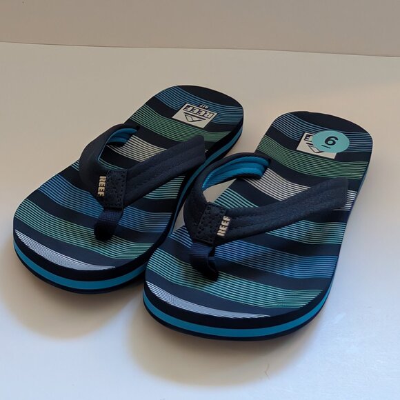 NWT Reef Kids Ahi Flip-Flops - Deep Sea Stripes size 6 Kids - Picture 1 of 9